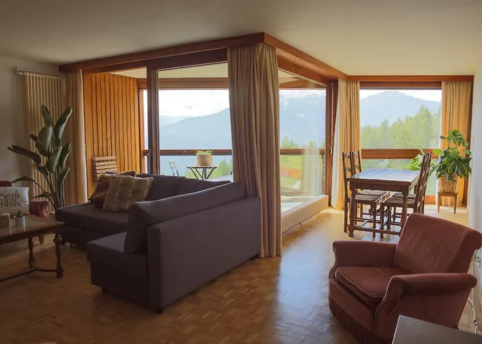 Mountain View With Parking & Fast Wifi Κρανς Μοντάνα